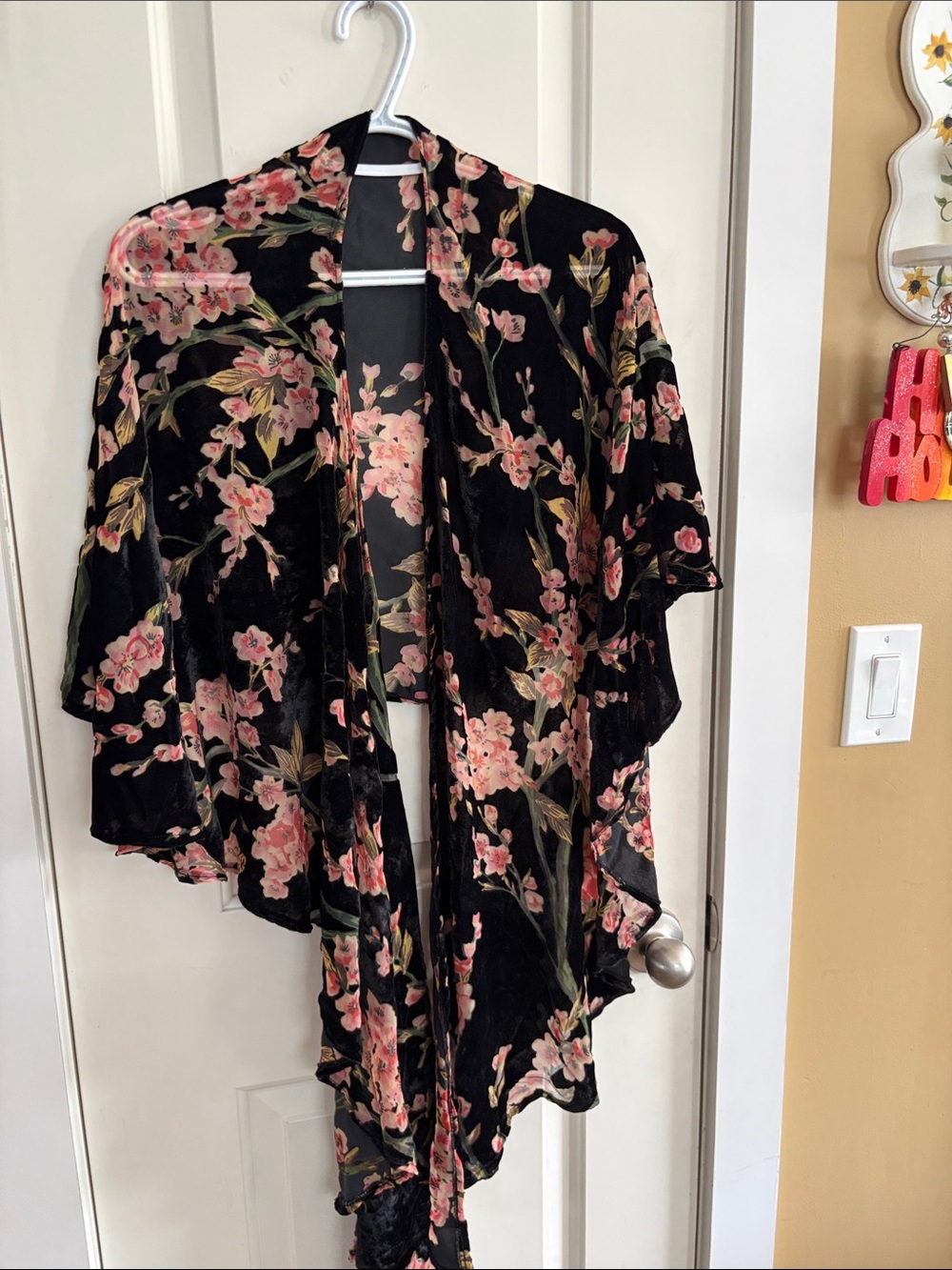 Floral Velvet Open-Front Kimono Jacket - Black with Pink Floral